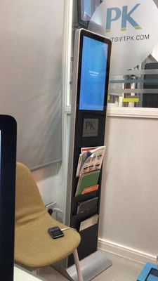 ফ্লোর স্ট্যান্ডিং ডিজিটাল সিগনেজ কিওস্ক 21.5-65 ইঞ্চি 1920x1080 রেজোলিউশন